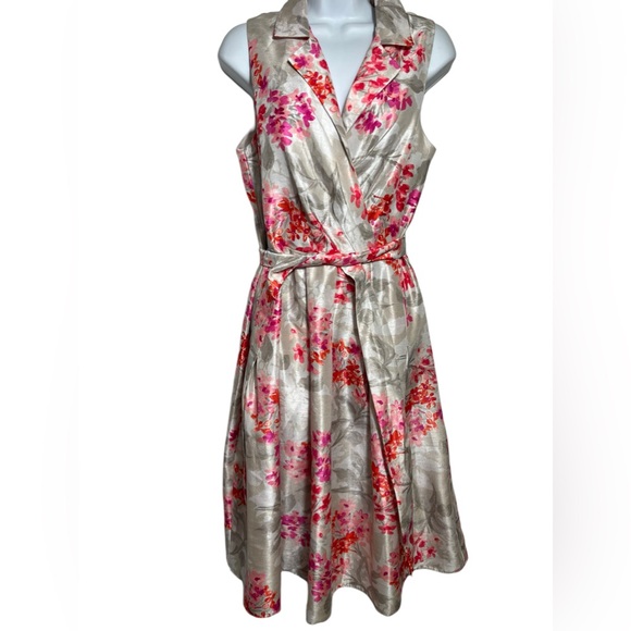Jessica Howard Dresses & Skirts - Jessica Howard dress size 10 pink and beige floral summer sleeveless dress 🩷🩷